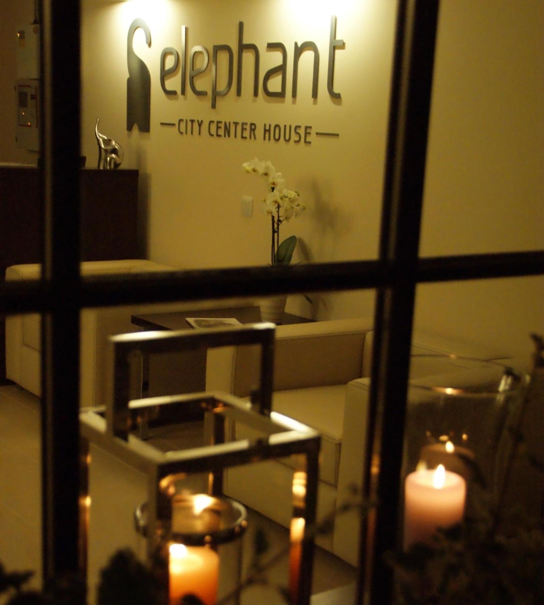بوزنان City Center House Elephant المظهر الخارجي الصورة